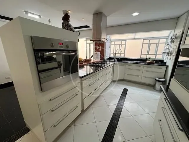Casa, 4 quartos, 256 m² - Foto 7