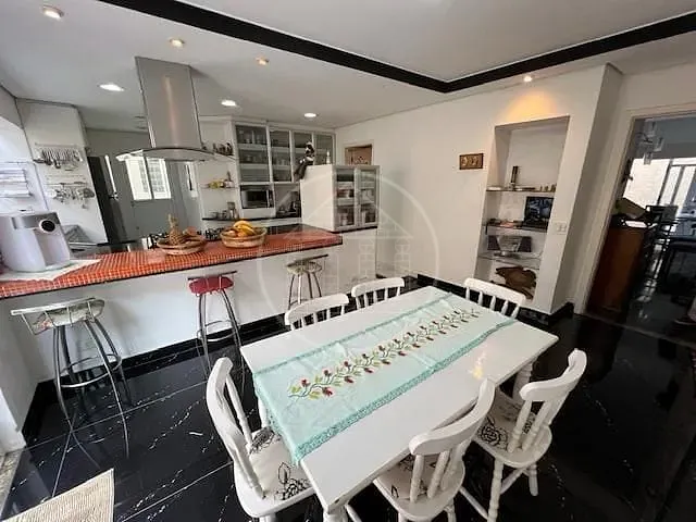 Casa, 4 quartos, 256 m² - Foto 8