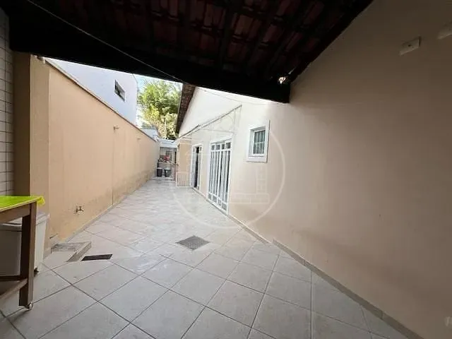 Casa, 4 quartos, 256 m² - Foto 33
