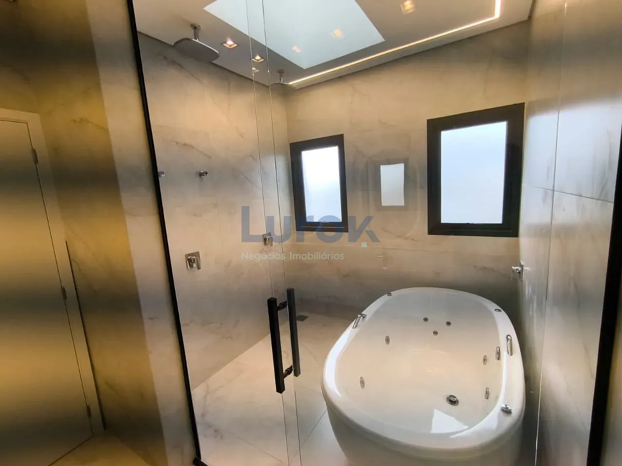Casa, 4 quartos, 319 m² - Foto 24