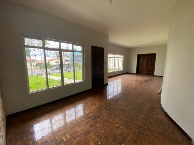Foto do Casa - Casa Comercial para Locação e Venda – Rua Balduíno Taques, Próximo ao Superpão | Adquira Imóveis