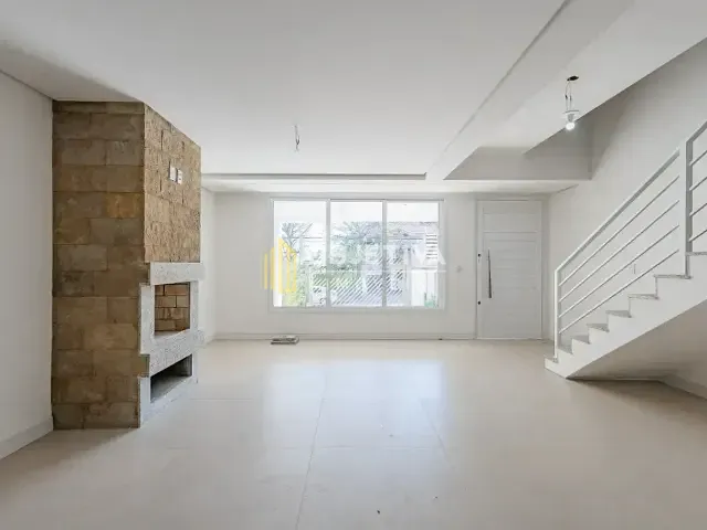 Casa 3 quartos e 6 banheiros, para alugar, no bairro Jardim Itu em Porto Alegre