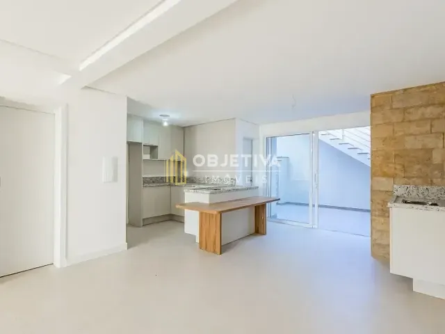 Casa 3 quartos e 6 banheiros, para alugar, no bairro Jardim Itu em Porto Alegre