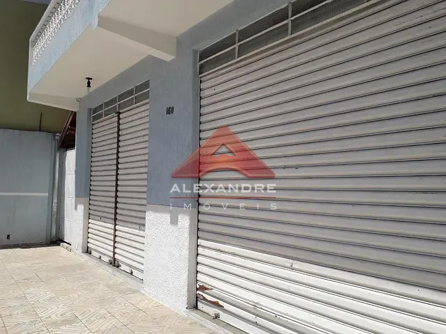 Casa com 300m² 3 quartos e 3 banheiros, à venda, no bairro Jardim Valparaíba em São José dos Campos