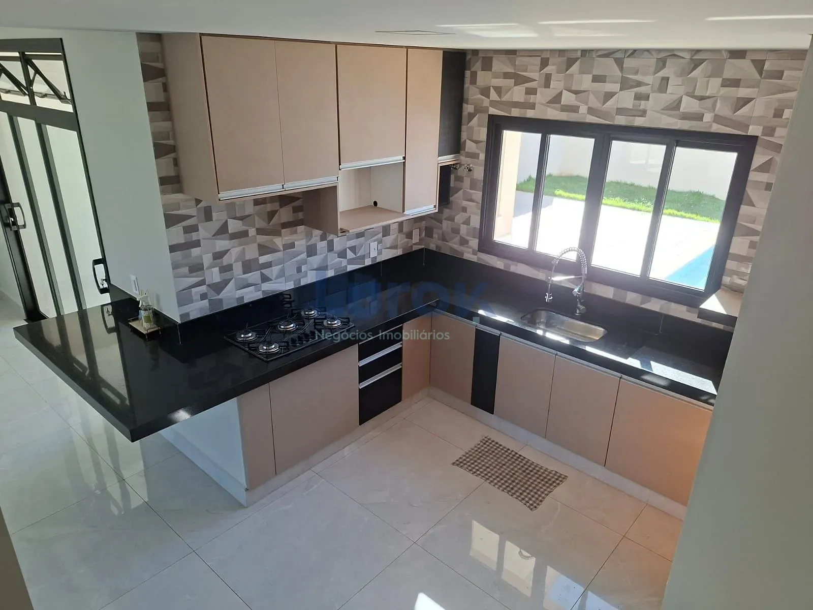 Casa, 4 quartos, 230 m² - Foto 7