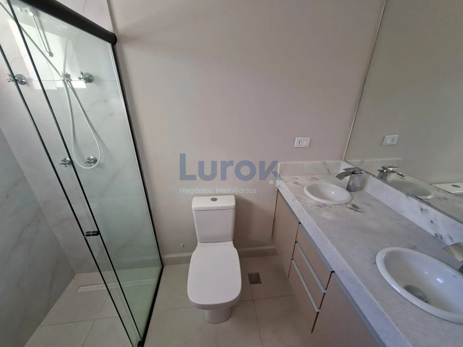 Casa, 4 quartos, 230 m² - Foto 33