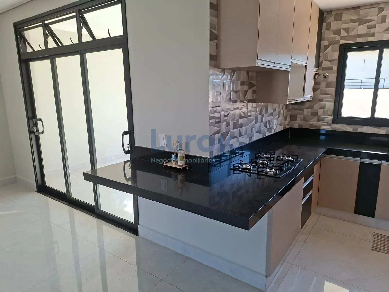 Casa, 4 quartos, 230 m² - Foto 8