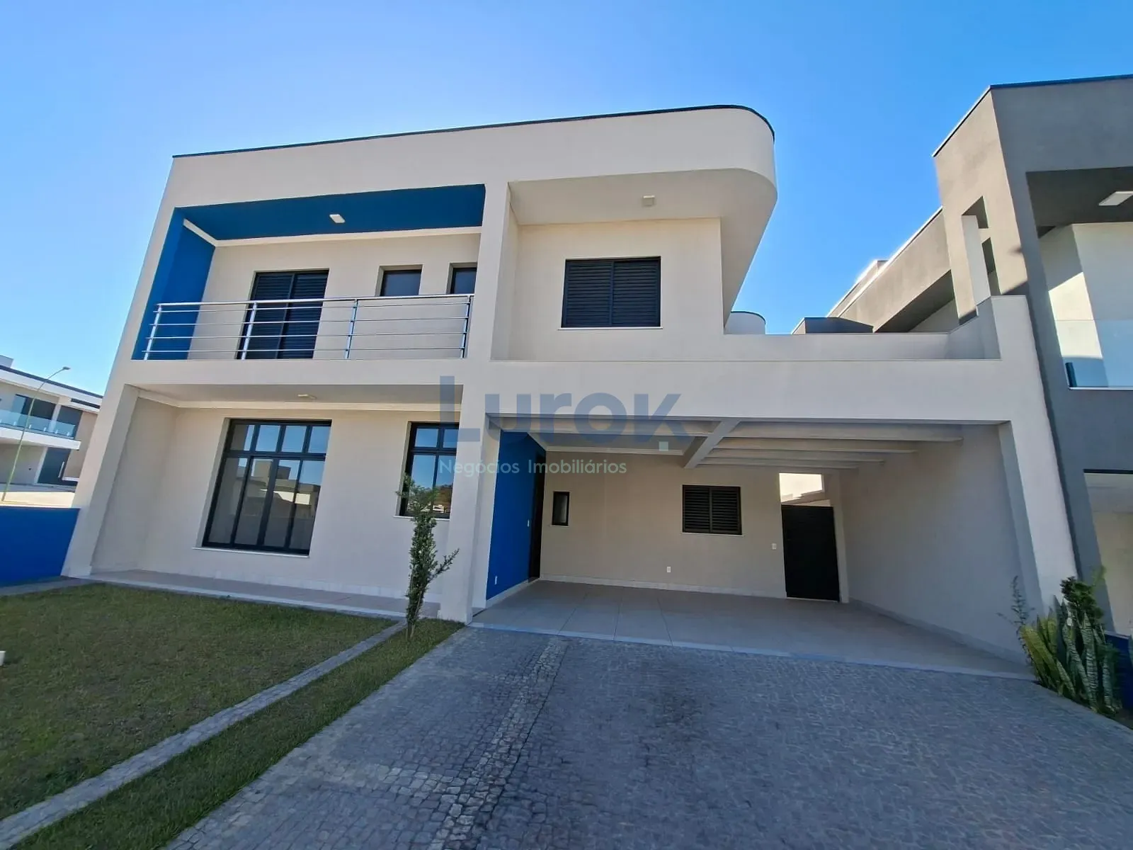 Casa, 4 quartos, 230 m² - Foto 2