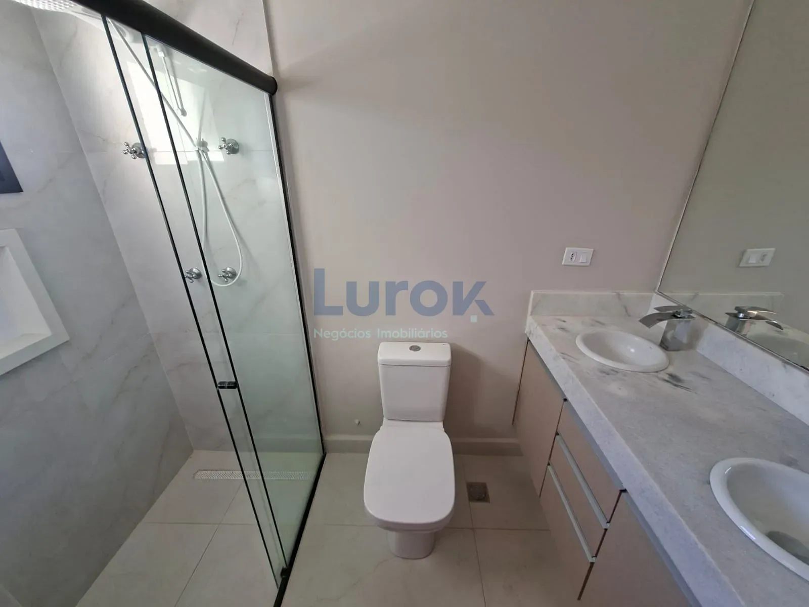 Casa, 4 quartos, 230 m² - Foto 37