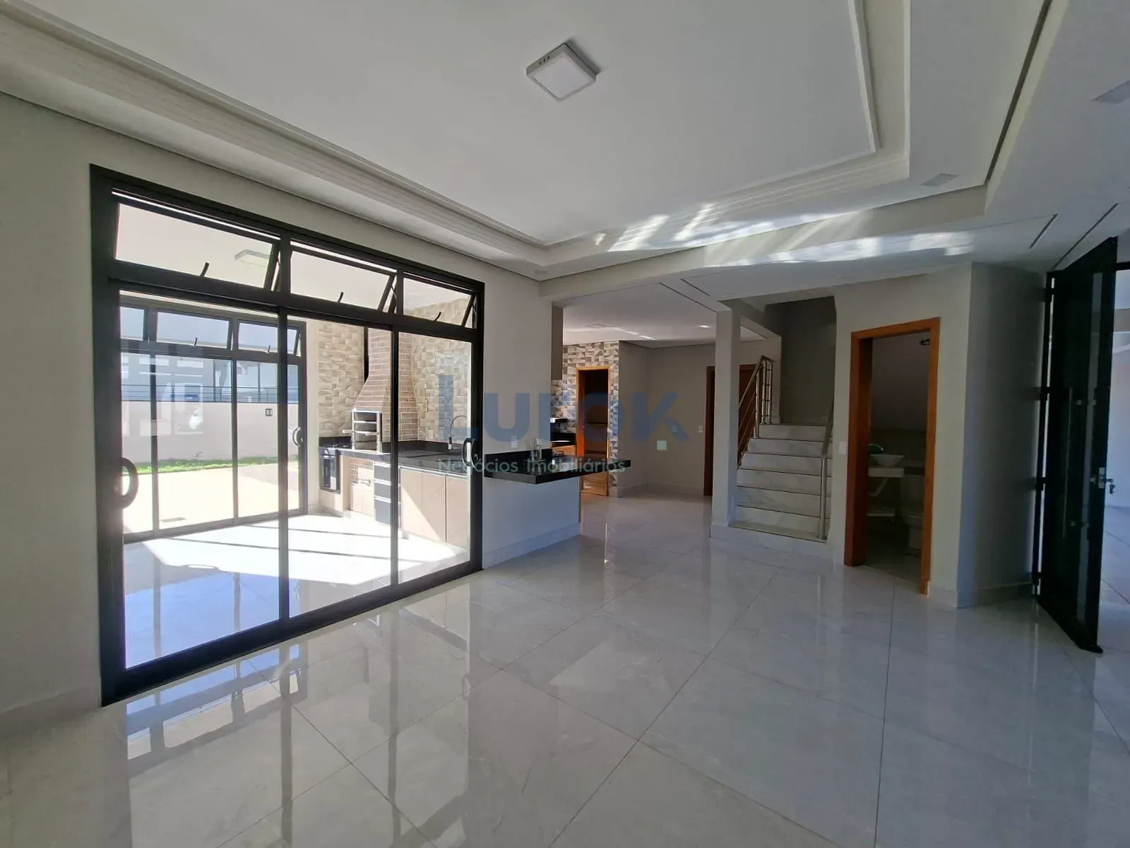 Casa, 4 quartos, 230 m² - Foto 16