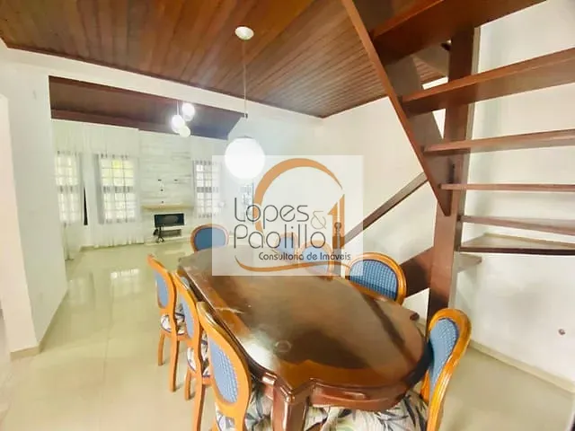 Casa com 301m² 4 quartos e 4 banheiros, para alugar, no bairro Jardim do Lago em Atibaia