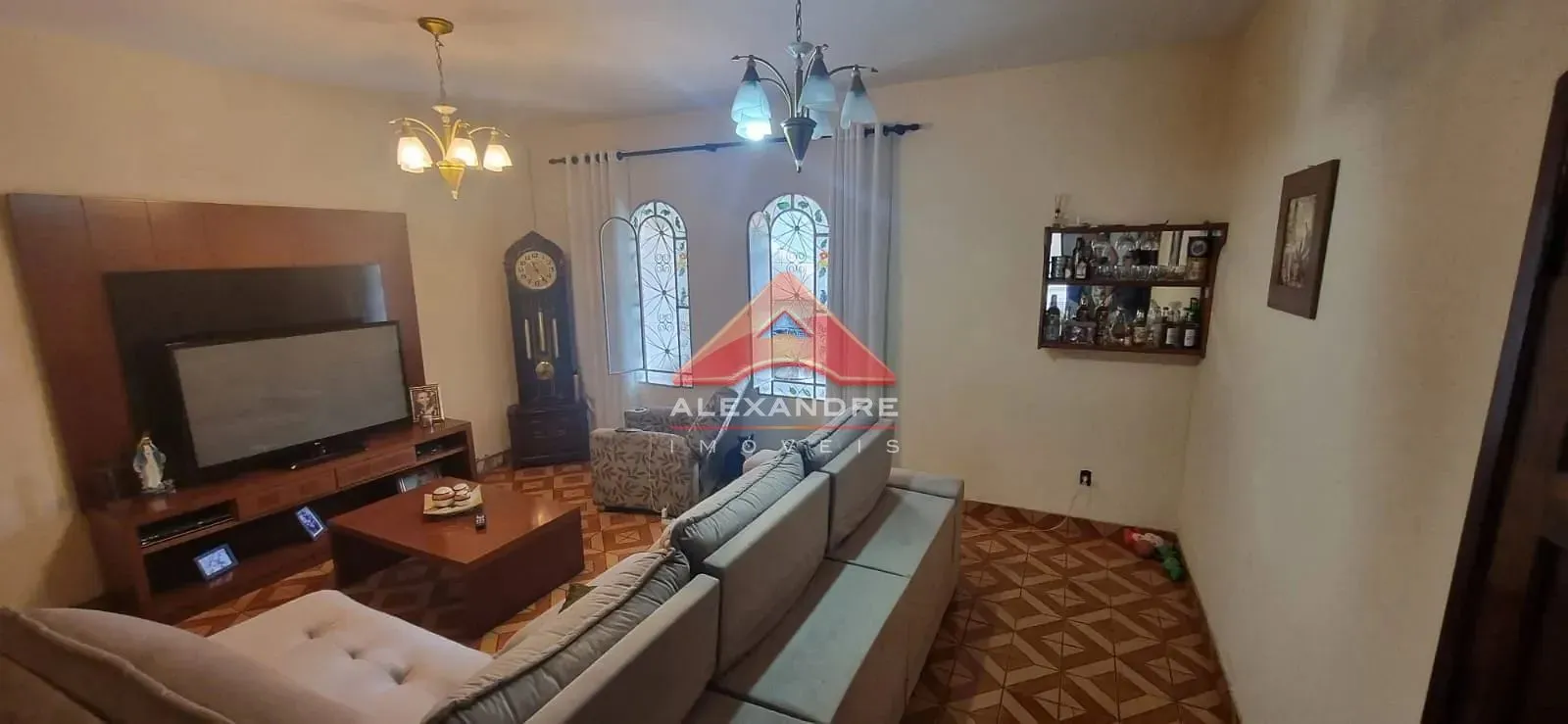 Casa, 3 quartos, 180 m² - Foto 1