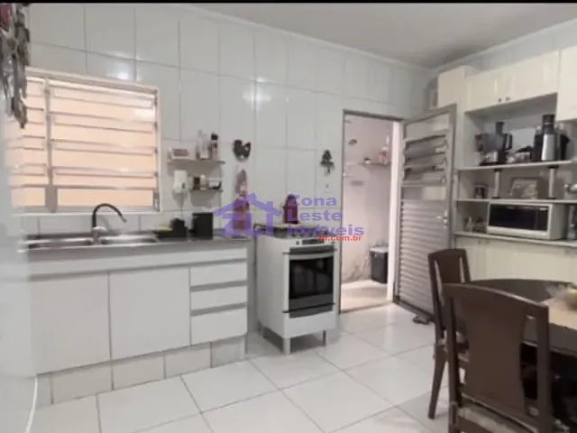 Casa 3 quartos e 3 banheiros, à venda, no bairro Vila Carrão em São Paulo
