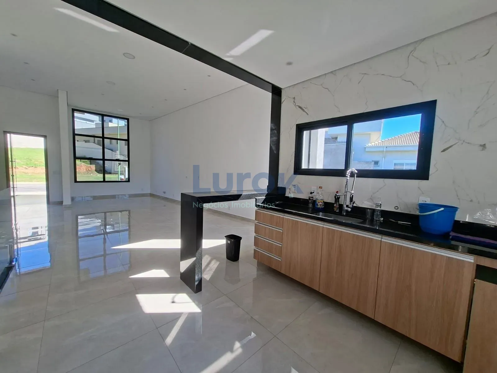 Casa, 3 quartos, 208 m² - Foto 3