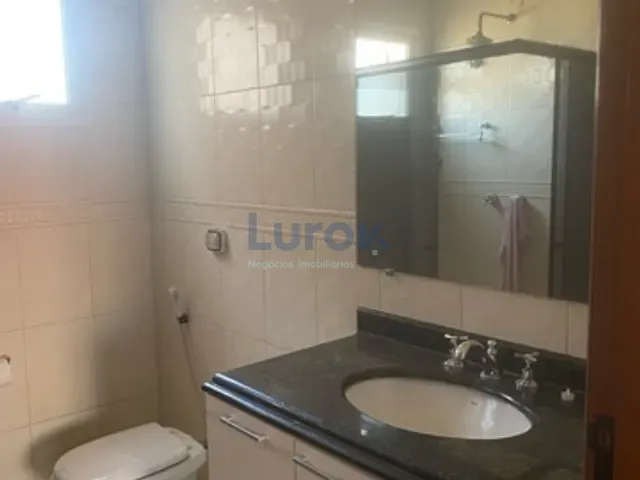 Casa 4 quartos e 4 banheiros, à venda, no bairro Santa Cruz em Valinhos