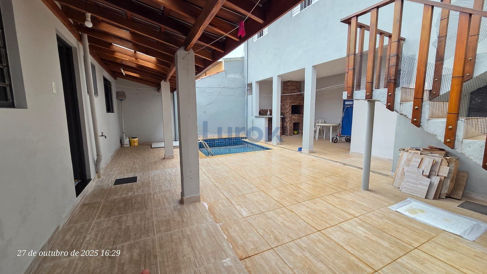 Casa, 3 quartos, 140 m² - Foto 4