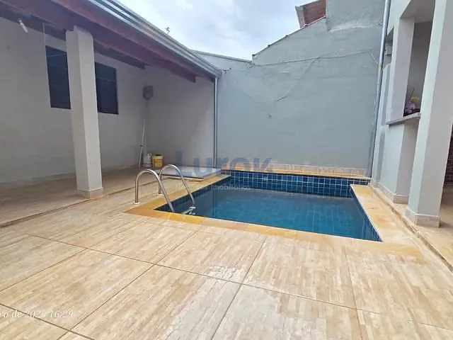 Casa com 200m² 3 quartos e 3 banheiros, à venda, no bairro Jardim Novo Mundo em Valinhos