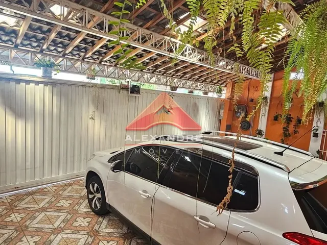 Casa com 250m² 3 quartos e 2 banheiros, à venda, no bairro Jardim Olímpia em São José Dos Campos