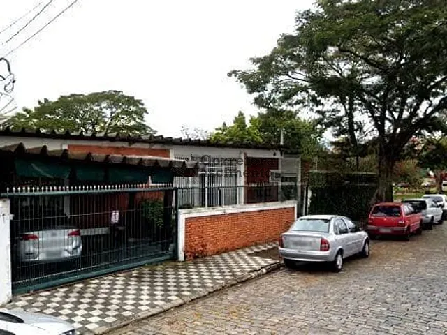 Casa com 370m², à venda, no bairro Centro em Jacareí