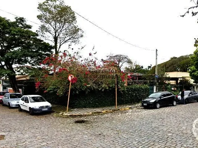Casa com 370m², à venda, no bairro Centro em Jacareí