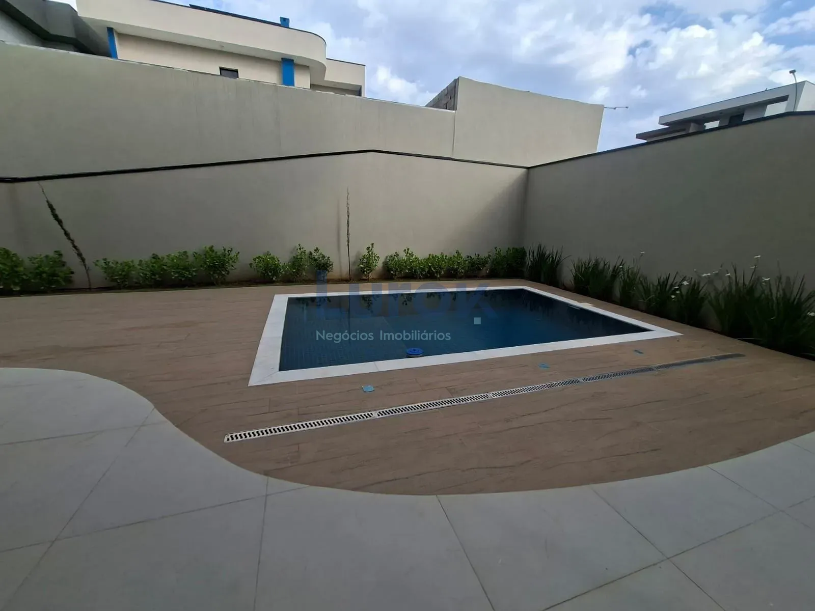Casa, 3 quartos, 324 m² - Foto 56