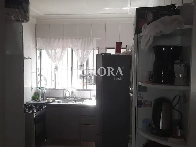 Casa com 333m² 2 quartos e 2 banheiros, à venda, no bairro Califórnia em Londrina