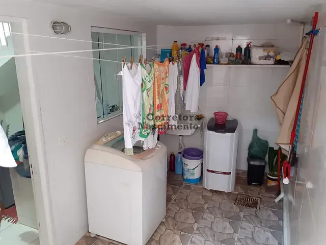 Casa com 175m² 3 quartos e 2 banheiros, à venda, no bairro Chácaras Reunidas Igarapés em Jacareí