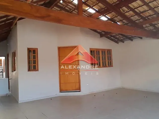 Casa com 140m² 3 quartos e 1 banheiro, à venda, no bairro Jardim Santa Júlia em São José Dos Campos