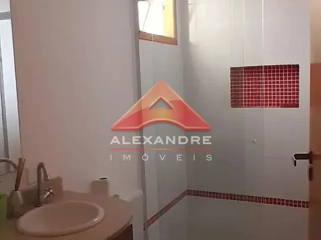 Casa com 140m² 3 quartos e 1 banheiro, à venda, no bairro Jardim Santa Júlia em São José Dos Campos