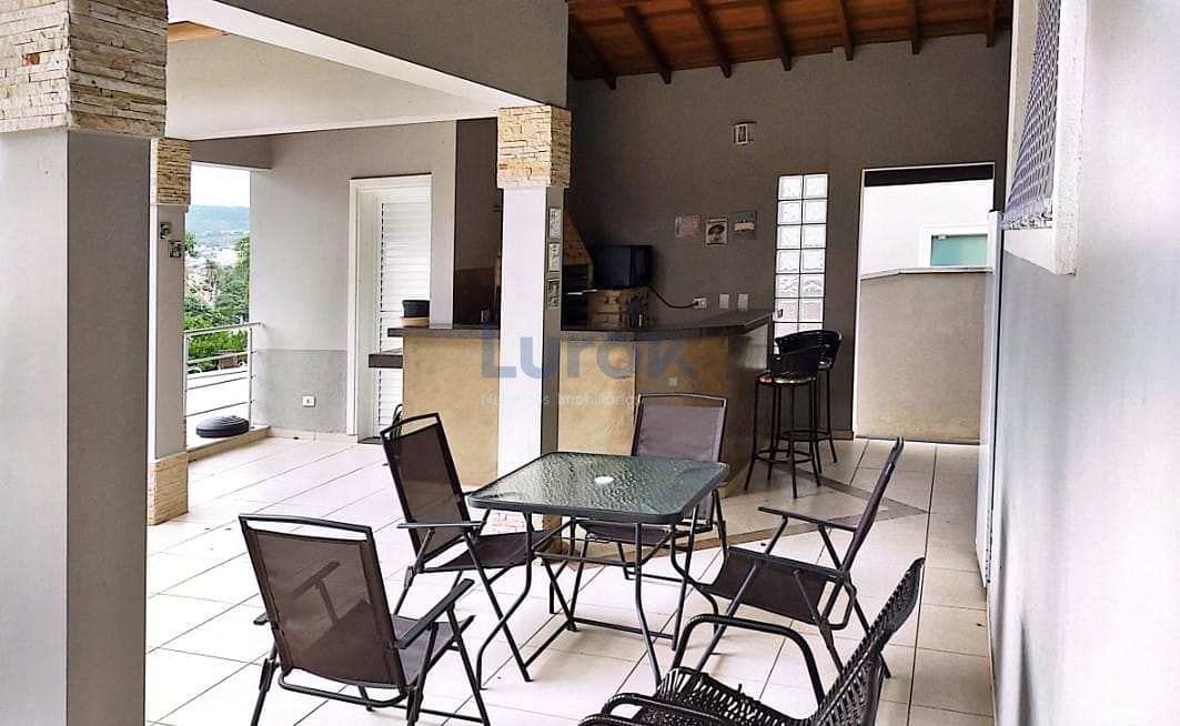 Casa, 3 quartos, 248 m² - Foto 20