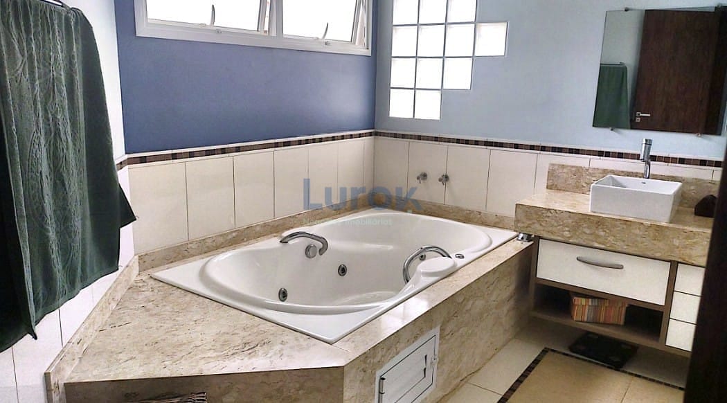 Casa, 3 quartos, 248 m² - Foto 13