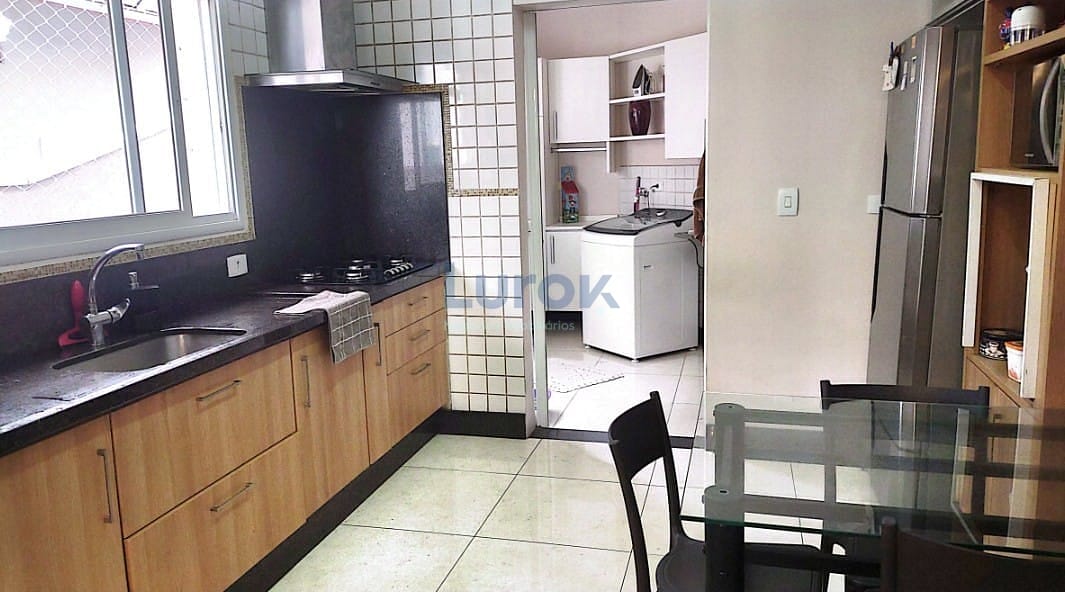 Casa, 3 quartos, 248 m² - Foto 5