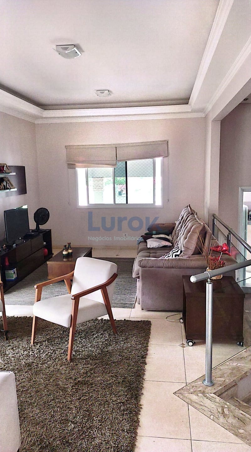 Casa, 3 quartos, 248 m² - Foto 3