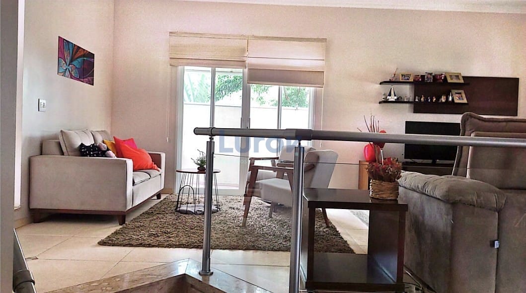 Casa, 3 quartos, 248 m² - Foto 4