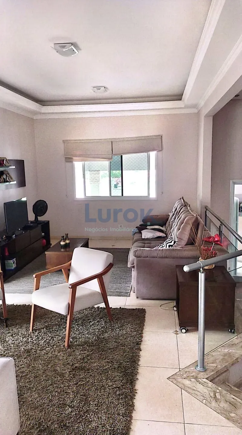 Casa, 3 quartos, 248 m² - Foto 3