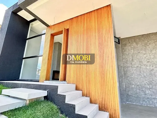 Casa com 253m² 3 quartos e 2 banheiros, à venda, no bairro Cadiz em Gravataí
