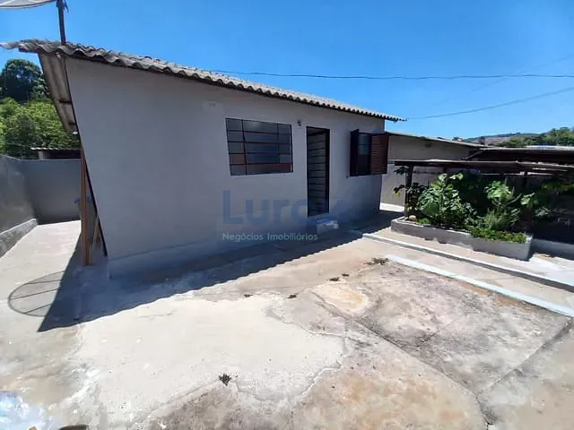 Casa com 217m² 2 quartos e 1 banheiro, para alugar, no bairro Jardim das Figueiras em Valinhos