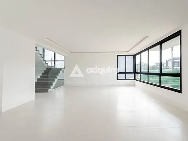 Casa com 332m² 4 quartos e 6 banheiros, à venda, no bairro Jardim Carvalho em Ponta Grossa