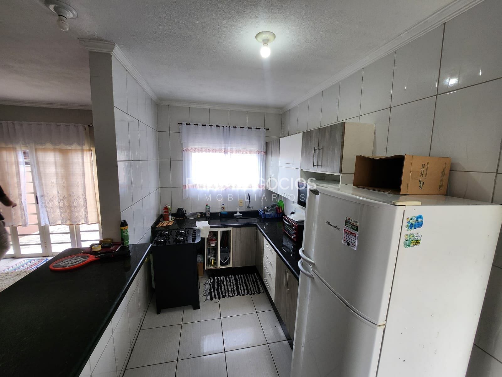 Casa à venda com 3 quartos, 76m² - Foto 6