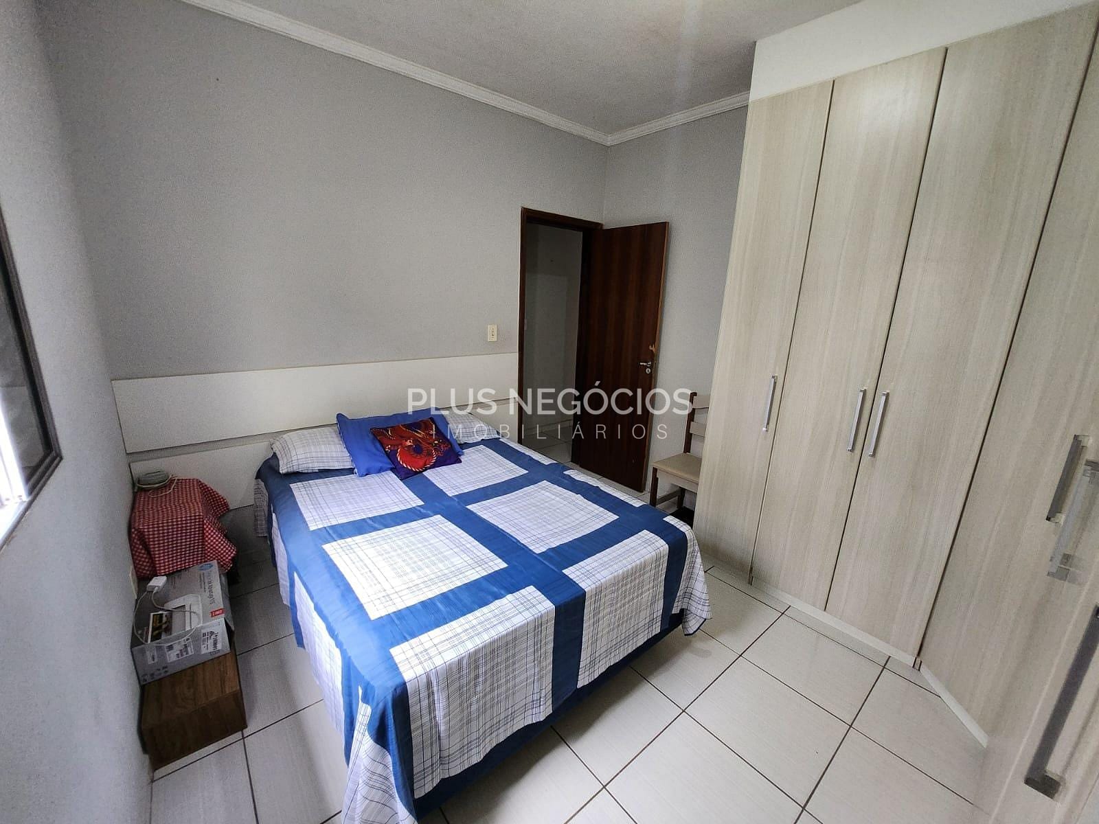 Casa à venda com 3 quartos, 76m² - Foto 11