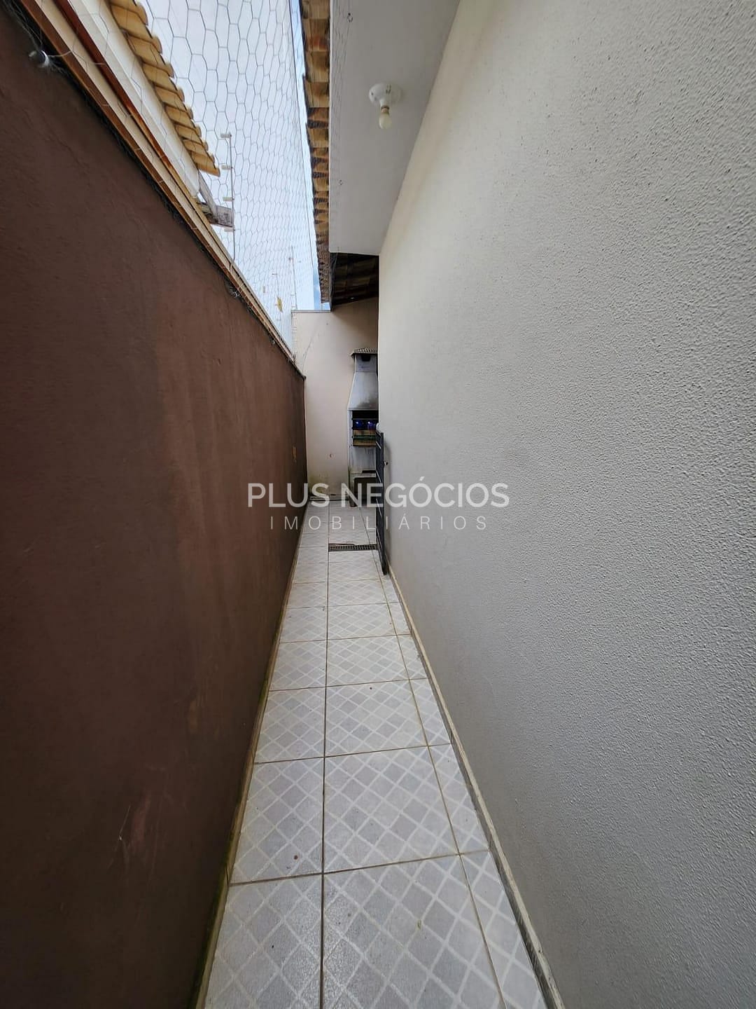 Casa à venda com 3 quartos, 76m² - Foto 18