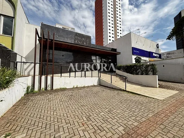 Casa com 732m², para alugar, no bairro Centro em Londrina