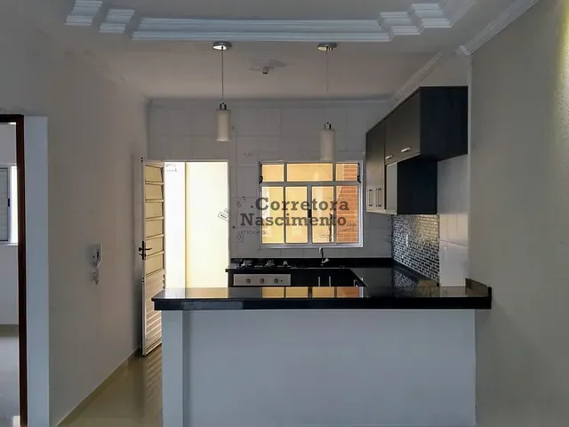 Casa com 340m² 2 quartos e 2 banheiros, à venda, no bairro Jardim Maria Amélia em Jacareí