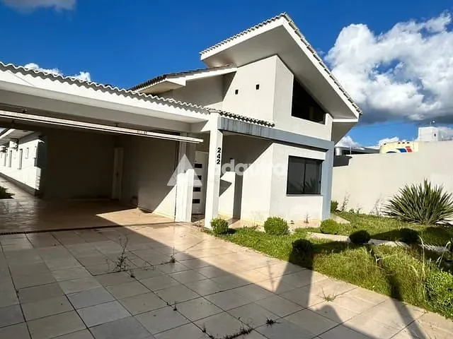 Casa com 588m² 3 quartos e 5 banheiros, à venda, no bairro Jardim Carvalho em Ponta Grossa