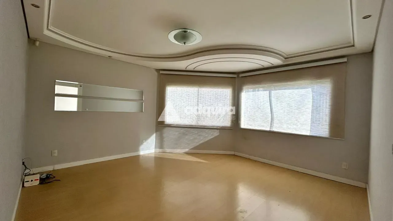 Casa, 3 quartos, 290 m² - Foto 3