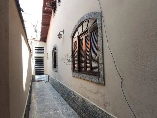 Casa com 250m² 3 quartos e 3 banheiros, à venda, no bairro Jardim do Vale em Jacareí
