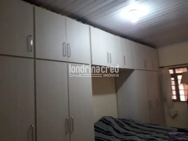 Casa com 200m², à venda, no bairro Conjunto Vivi Xavier em Londrina