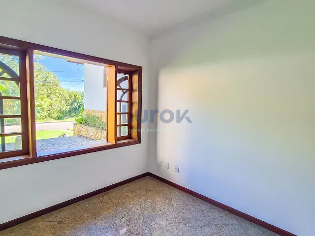 Casa com 1032m² 3 quartos e 5 banheiros, para alugar, no bairro Joapiranga em Valinhos