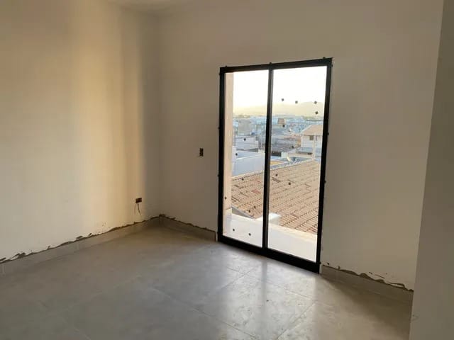 Casa 3 quartos e 3 banheiros, à venda, no bairro Residencial Estoril em Taubaté