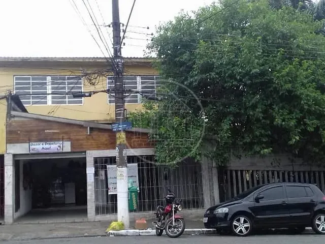 Casa com 800m² 2 quartos e 2 banheiros, à venda, no bairro Jardim Floresta em São Paulo